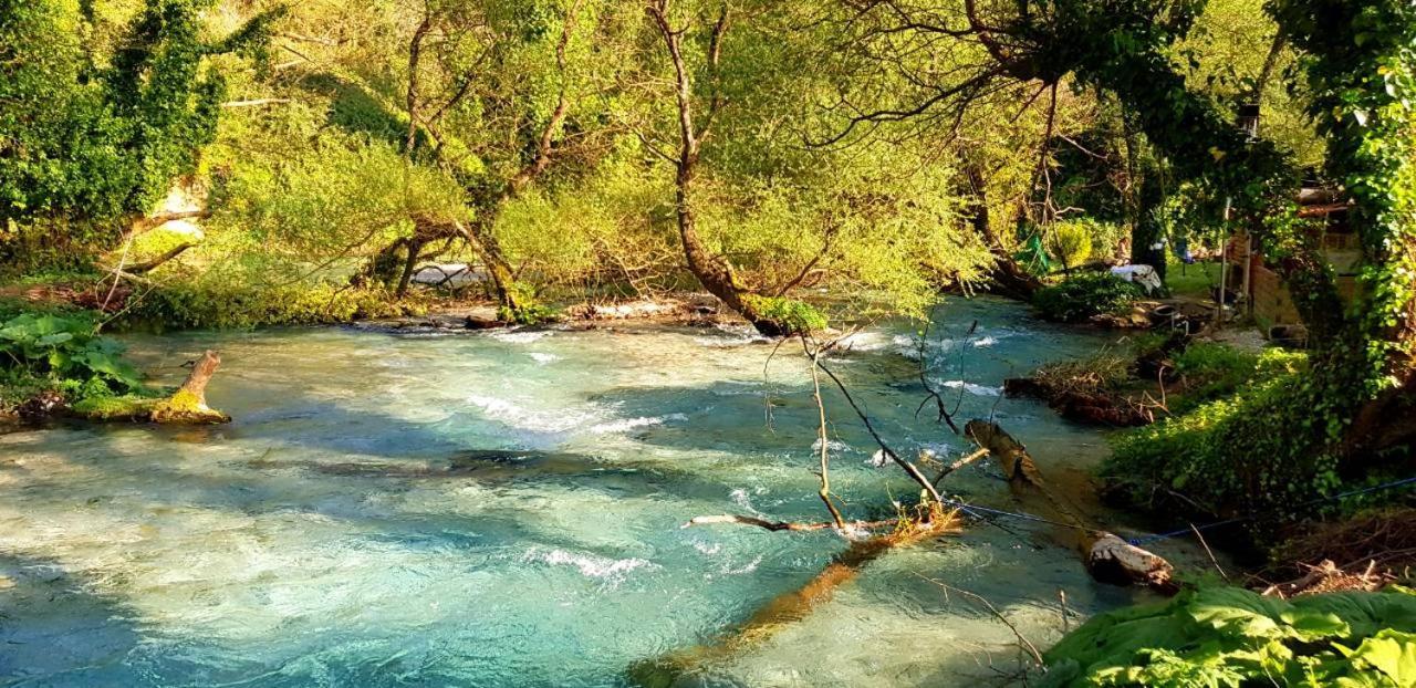 Appartamento Victoria'S Sea-Cret Sarandë Esterno foto